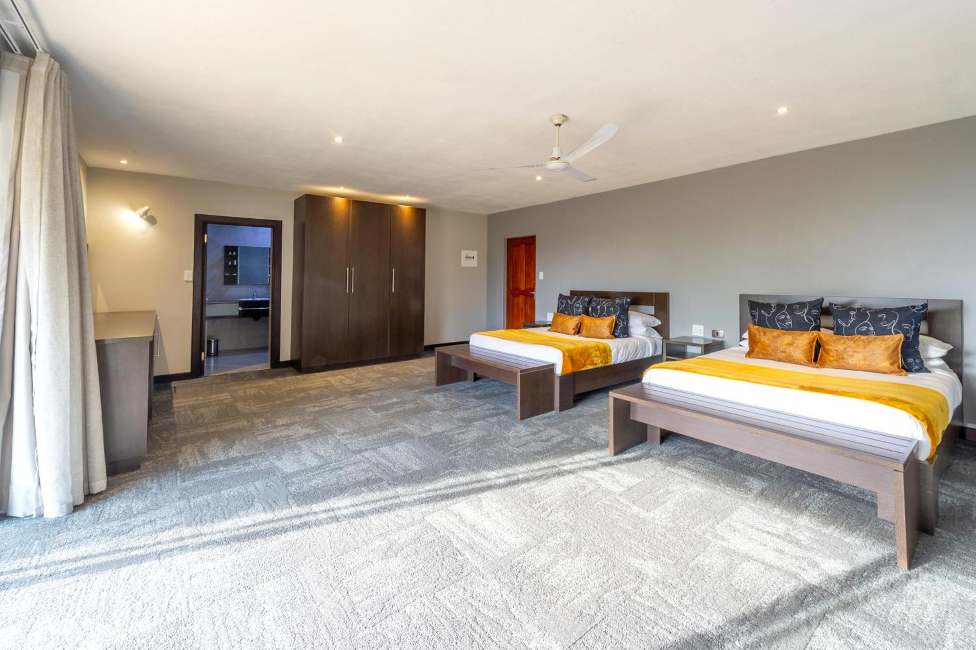 La Joya Lodge Conference Centre And Spa Pelindaba Ngoại thất bức ảnh